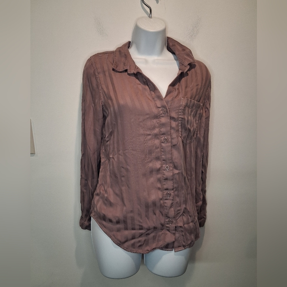 Anthro Cloth & Stone Size S Mauve Stripes Button Top